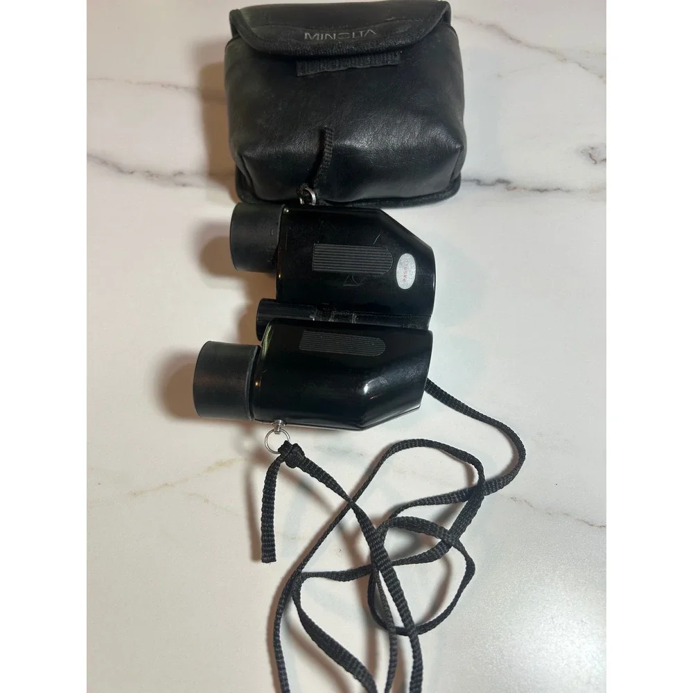 Minolta Compact 7x21 7.5 Multi Coated Binoculars with Case Made in Japan Black